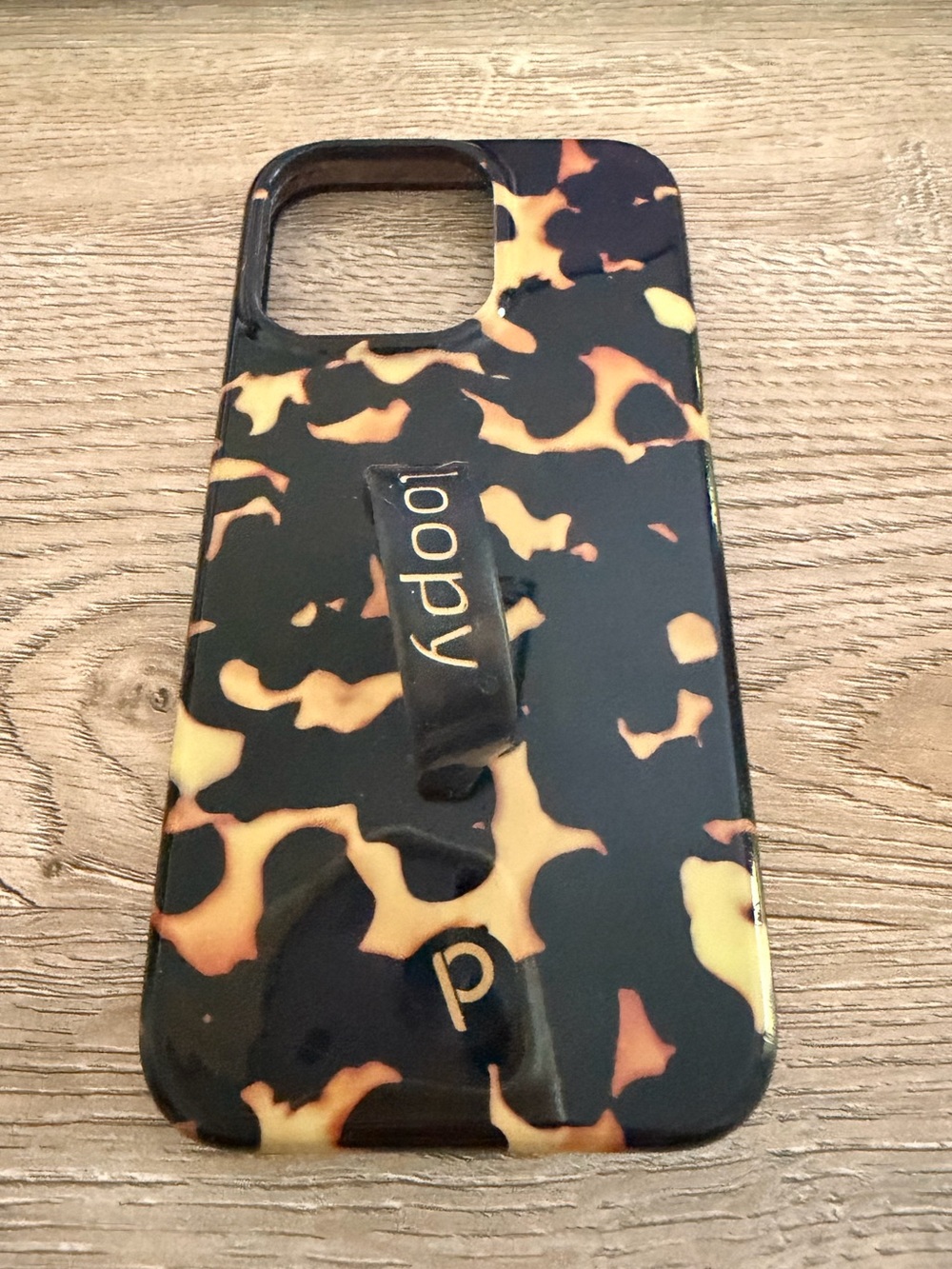 Loopy Case Tortoiseshell Grip Phone Case in Black and Amber